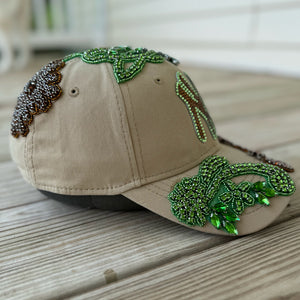 Side view of Crystal Multicolor Appliqué Big New York Hat
