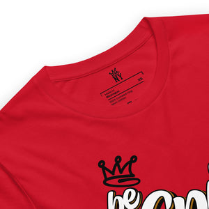 detailed view Be EPIC graphic T-shirt featuring an original motivational streetwear design